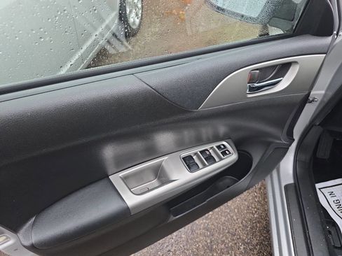 Used 2009 Subaru Impreza 2.5i image 6