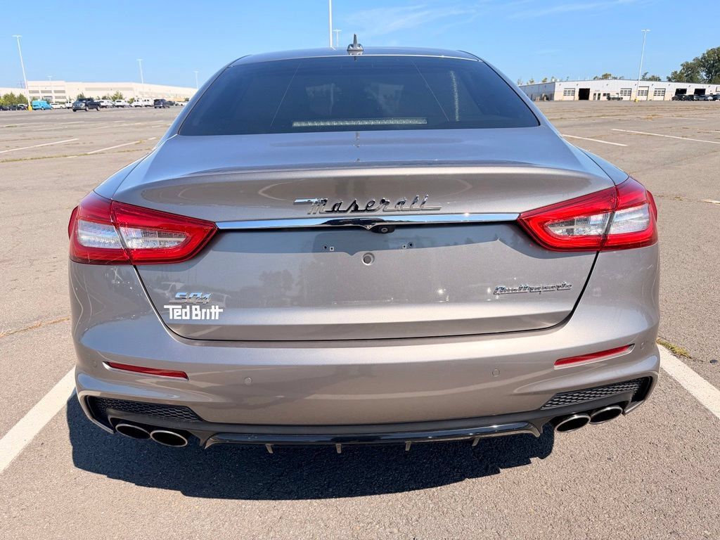 Used 2019 Maserati Quattroporte S GranSport Q4 AWD/4WD image 7