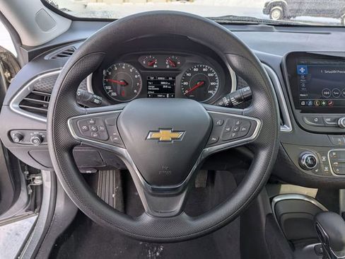 Used 2024 Chevrolet Malibu LT image 19