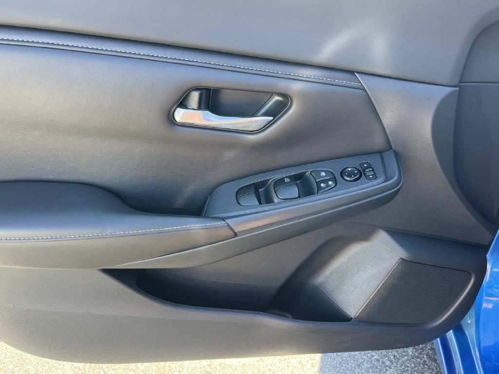 Used 2022 Nissan Sentra SV FWD image 27