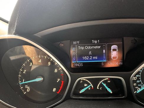 Used 2013 Ford Escape SEL FWD image 12