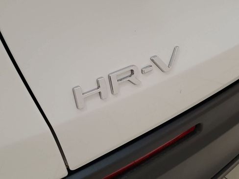 Certified 2026 Honda HR-V LX image 19