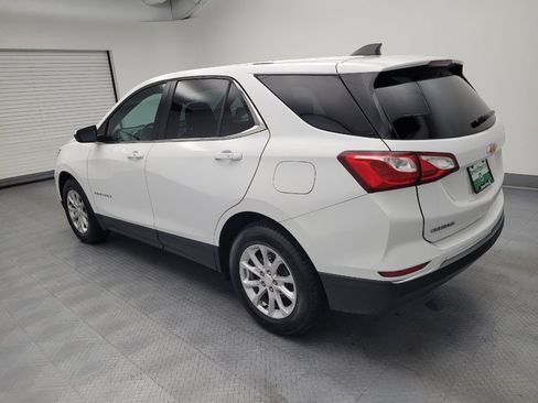 Used 2018 Chevrolet Equinox LT FWD image 3