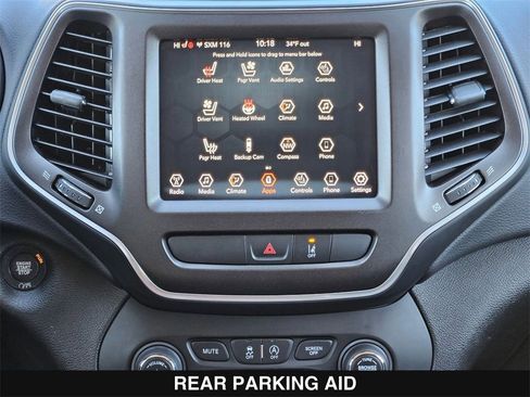 Used 2022 Jeep Cherokee Trailhawk w/ Premium Leather Package image 18