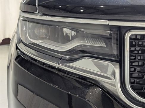 Used 2022 Jeep Wagoneer Series III w/ Flexible Seating Group image 30