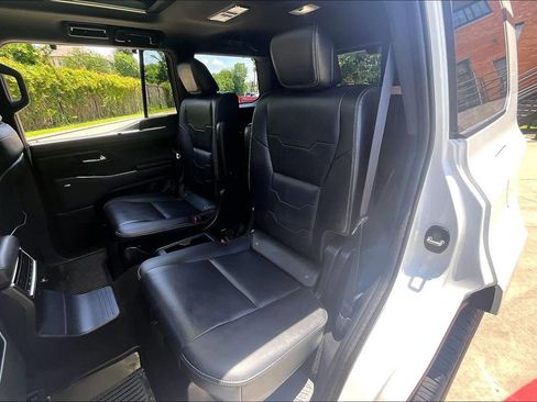 Used 2025 Lexus GX 550 w/ Accessory Package (Z1) AWD/4WD image 37