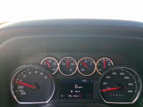 Used 2021 Chevrolet Silverado 1500 Custom w/ Safety Confidence Package image 15