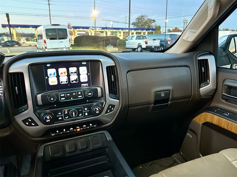 Used 2017 GMC Sierra 1500 SLT image 20
