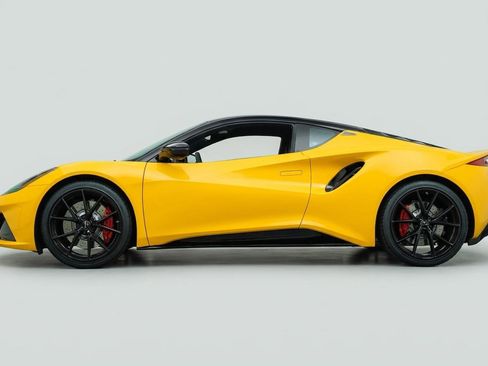 New 2026 Lotus Emira SE image 13