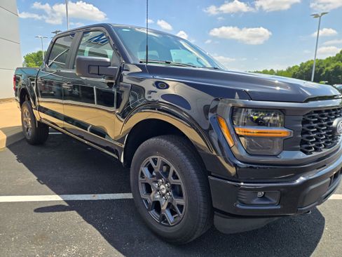New 2026 Ford F150 STX w/ Equipment Group 200A AWD/4WD image 3