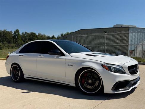 Used 2017 Mercedes-Benz C 63 AMG S image 4