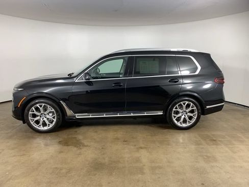 Used 2025 BMW X7 xDrive40i AWD/4WD image 18