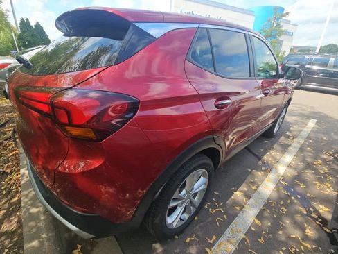 Used 2021 Buick Encore GX Preferred w/ Cold Weather Comfort Package AWD/4WD image 4