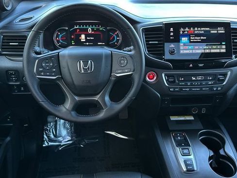 Certified 2022 Honda Pilot TrailSport image 15