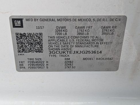 Used 2018 Chevrolet Silverado 1500 High Country image 18