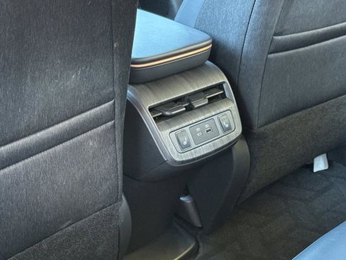 Certified 2023 Nissan Ariya FWD image 14