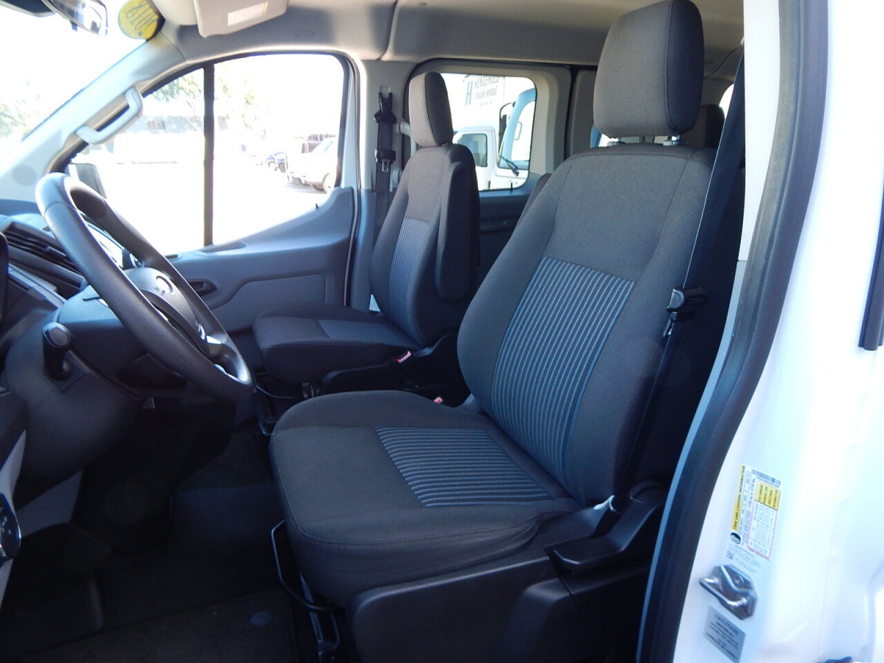 Used 2018 Ford Transit 350 XL RWD image 18