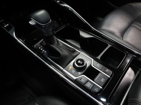 Used 2023 Kia Sorento SX image 36