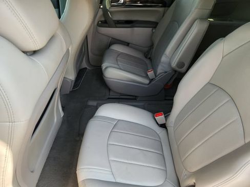 Used 2017 Buick Enclave Leather w/ Enclave Sport Touring Edition FWD image 29