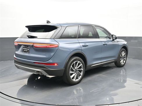 Used 2024 Lincoln Corsair FWD w/ Equipment Group 101A image 23