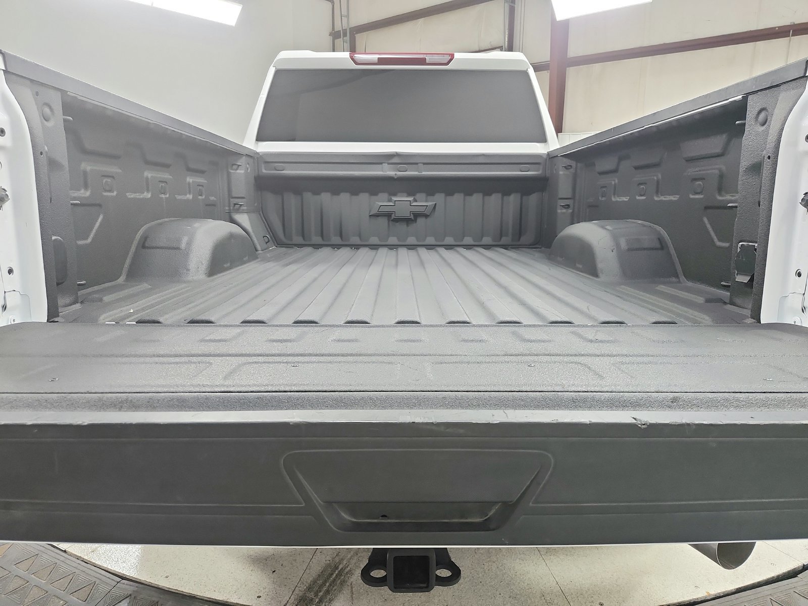 Used 2025 Chevrolet Silverado 2500 LT AWD/4WD image 40