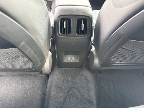 Used 2022 Hyundai Tucson Limited image 16