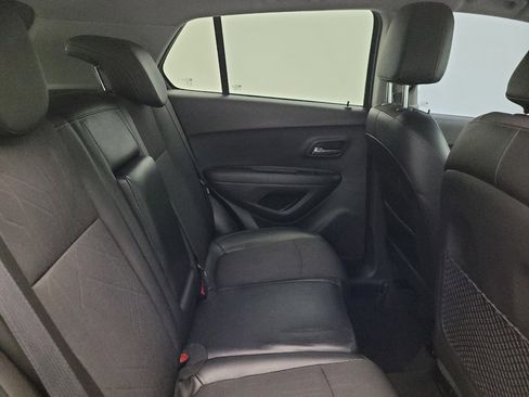 Used 2020 Chevrolet Trax LT w/ Driver Confidence Package image 19