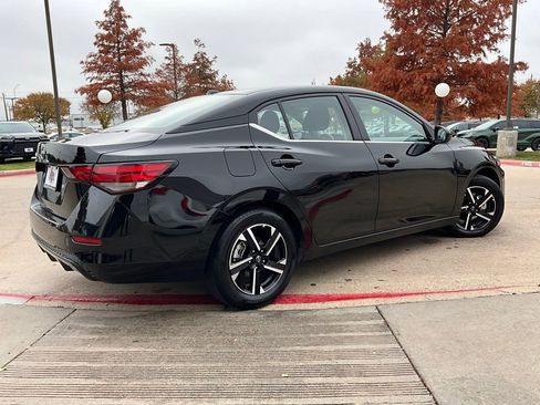 Used 2025 Nissan Sentra SV image 6