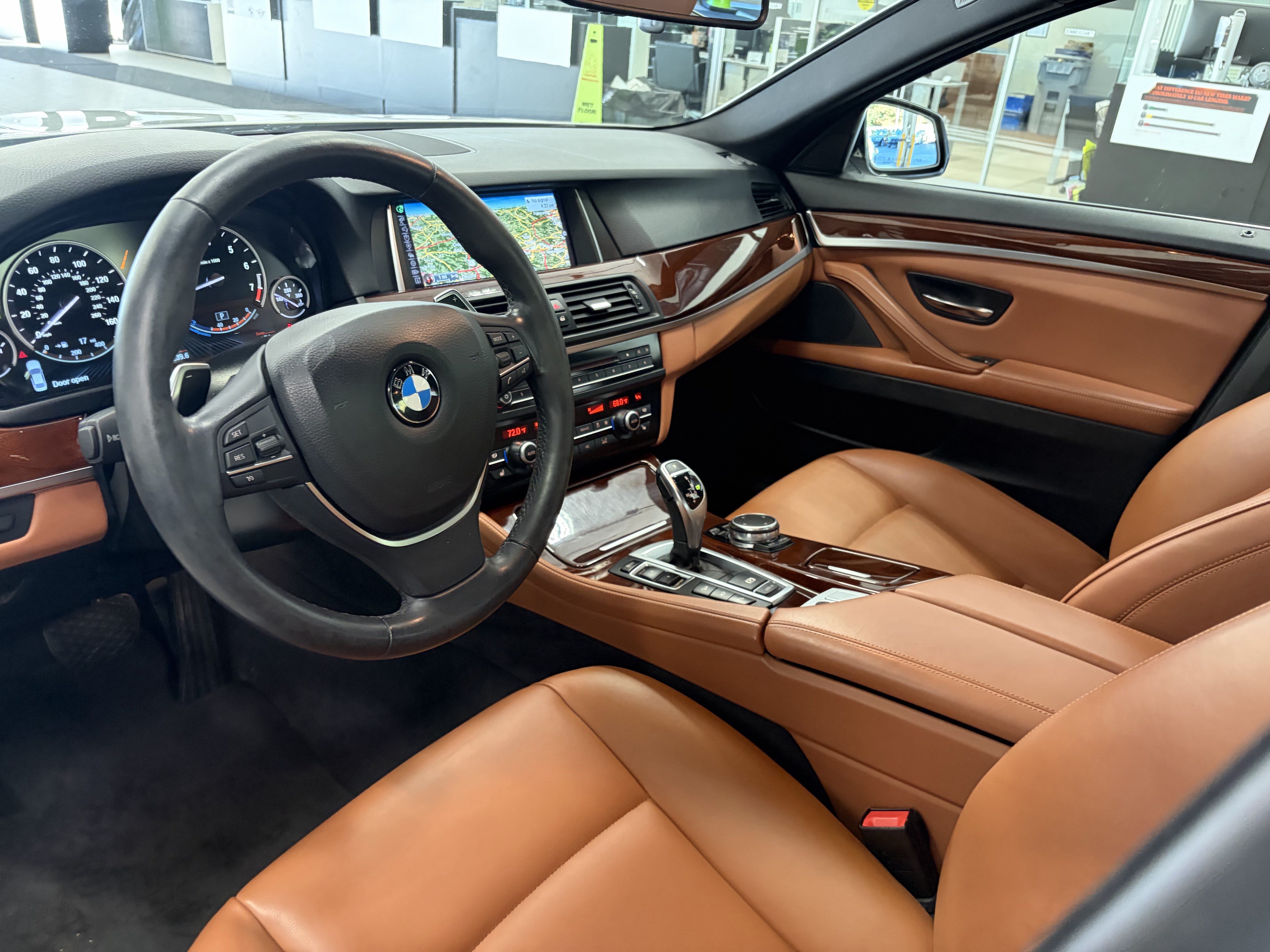 Used 2016 BMW 535i xDrive Sedan AWD/4WD image 11