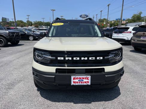 Used 2024 Ford Bronco Sport Outer Banks w/ Tech Package AWD/4WD image 10