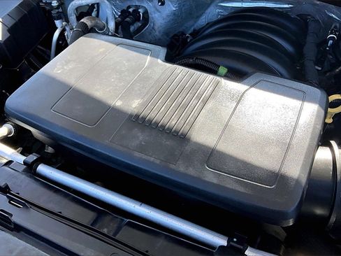 Used 2020 Chevrolet Silverado 1500 Custom w/ Custom Value Package image 31