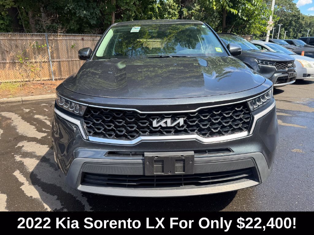 Used 2022 Kia Sorento LX AWD/4WD image 2