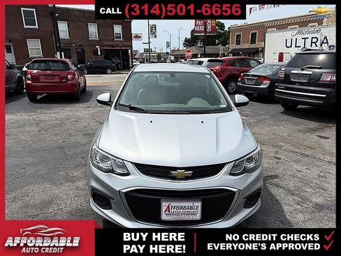 Used 2018 Chevrolet Sonic Premier FWD image 8