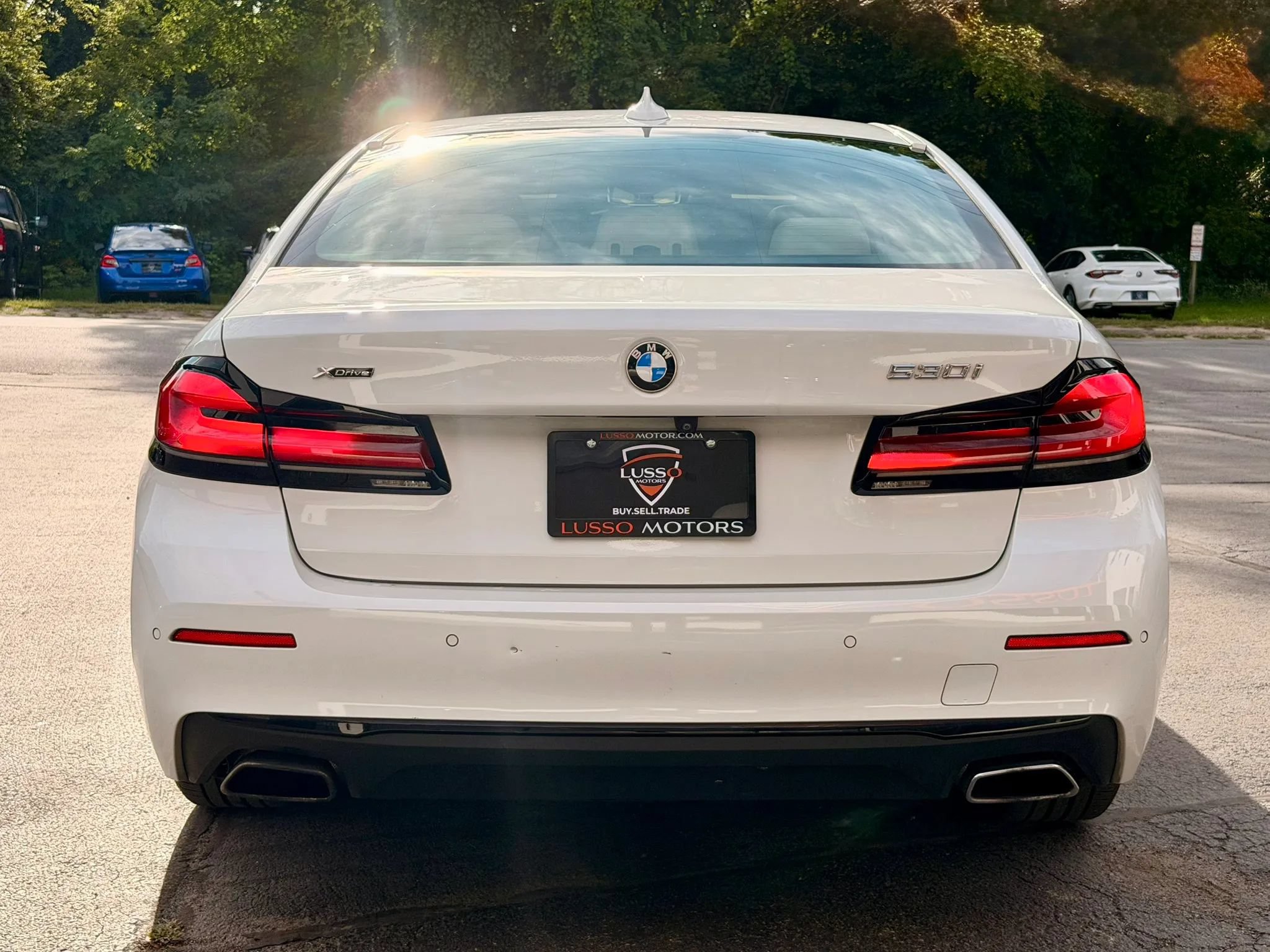 Used 2022 BMW 530i xDrive w/ Premium Package AWD/4WD image 5