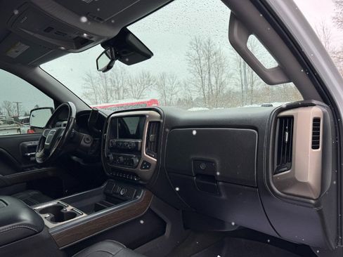 Used 2017 GMC Sierra 1500 Denali w/ Denali Ultimate Package image 19
