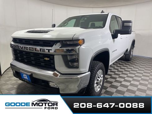 Used 2022 Chevrolet Silverado 2500 LT w/ Convenience Package AWD/4WD image 4
