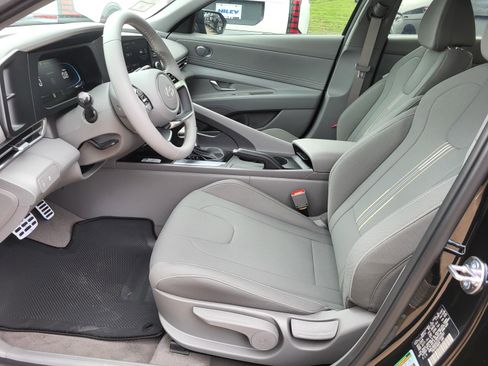 New 2026 Hyundai Elantra Sport image 12