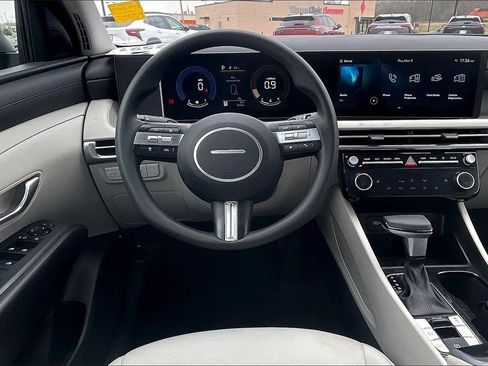 Used 2025 Hyundai Tucson SEL image 5