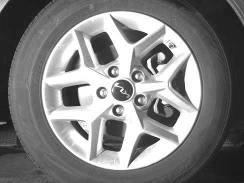 Used 2025 Kia Soul LX w/ LX Technology Package image 13