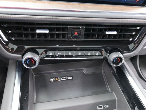 Used 2025 Chevrolet Tahoe High Country w/ Sun And Tow Package image 22