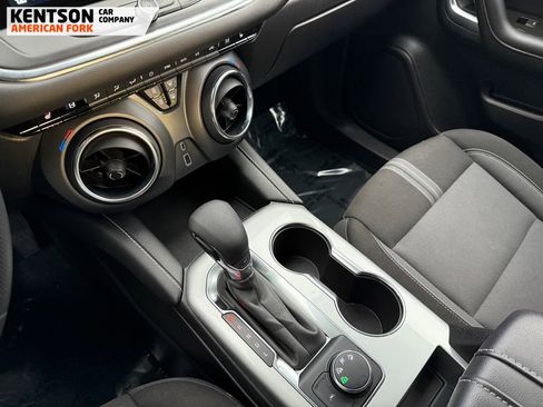 Used 2025 Chevrolet Blazer LT image 20