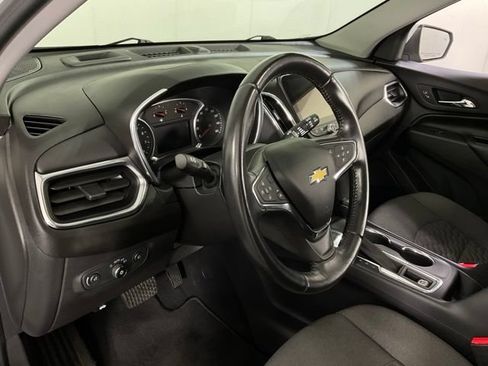 Used 2020 Chevrolet Equinox LT AWD/4WD image 16