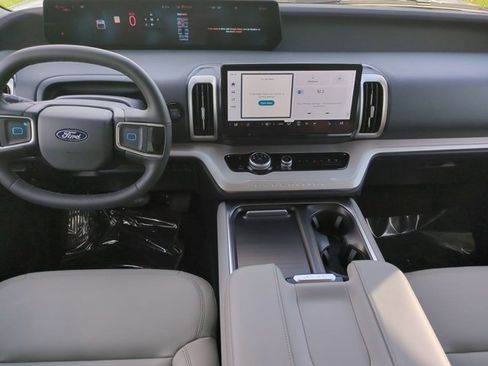 New 2026 Ford Expedition Max Active RWD image 15