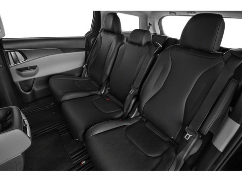 Used 2022 Kia Carnival LX FWD image 33