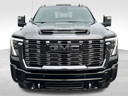 Used 2024 GMC Sierra 3500 Denali Ultimate image 16