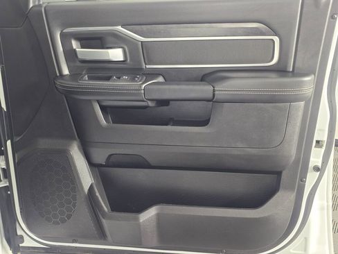 Used 2024 RAM 2500 Big Horn image 40