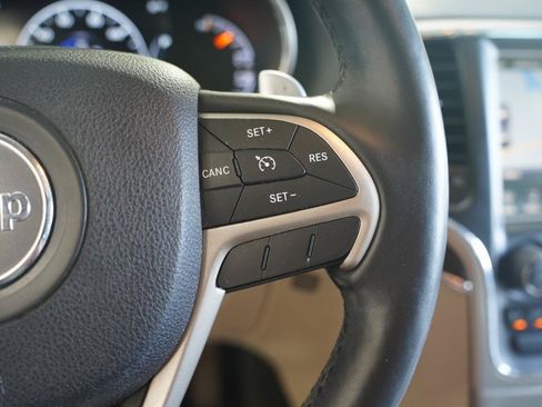 Used 2014 Jeep Grand Cherokee Limited AWD/4WD image 15