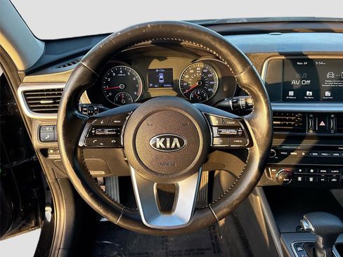 Used 2019 Kia Optima S image 12