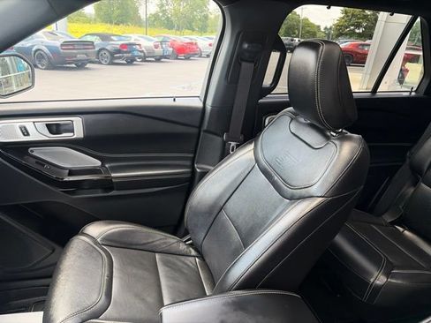 Used 2024 Ford Explorer ST w/ Equipment Group 401A AWD/4WD image 9