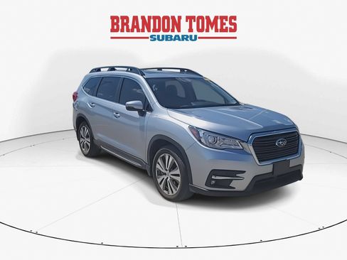Used 2022 Subaru Ascent Limited w/ Technology Package AWD/4WD image 2